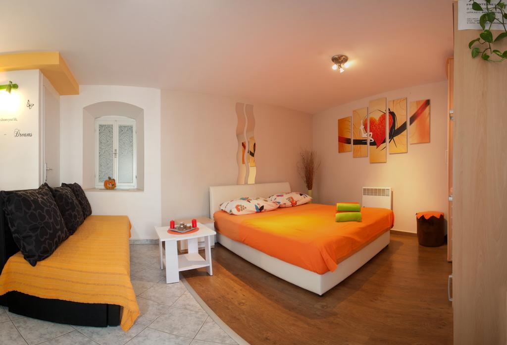 Paradise Apartment With Big Sunny Terrace In The Old Town, Few Meters From The Sea & Riva Promenade Split Chambre photo