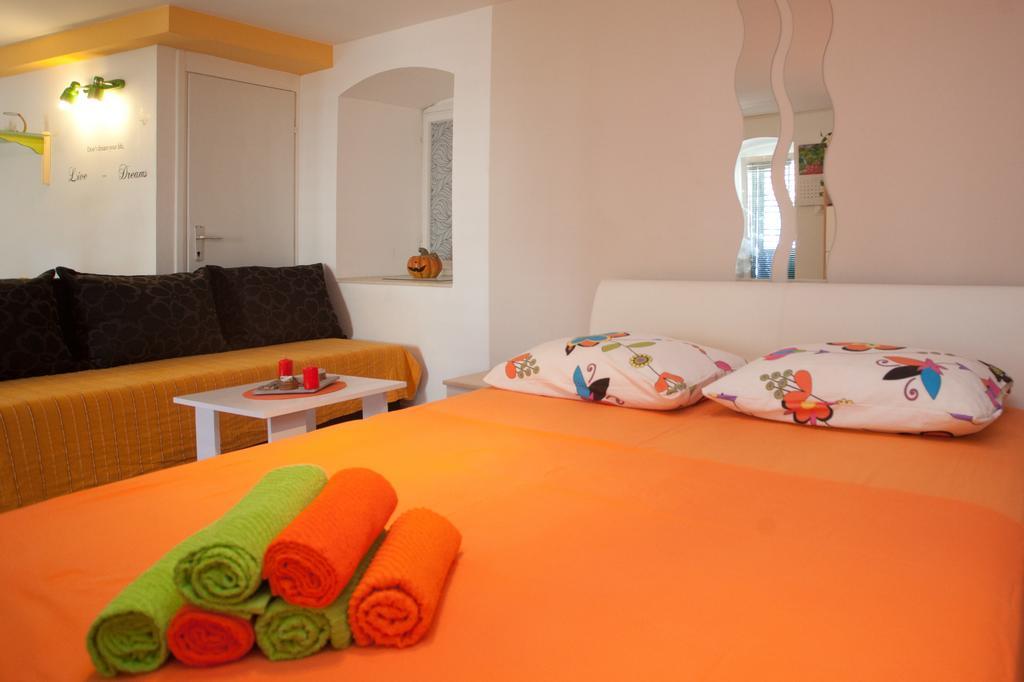Paradise Apartment With Big Sunny Terrace In The Old Town, Few Meters From The Sea & Riva Promenade Split Chambre photo